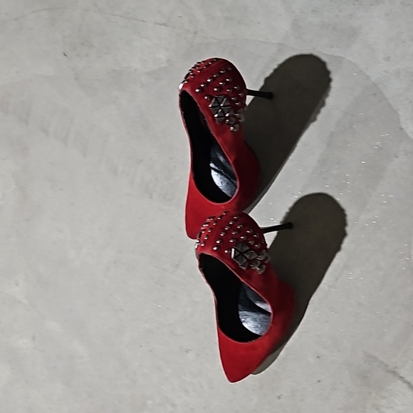 Red Studed Pumps - Picture 5 of 8